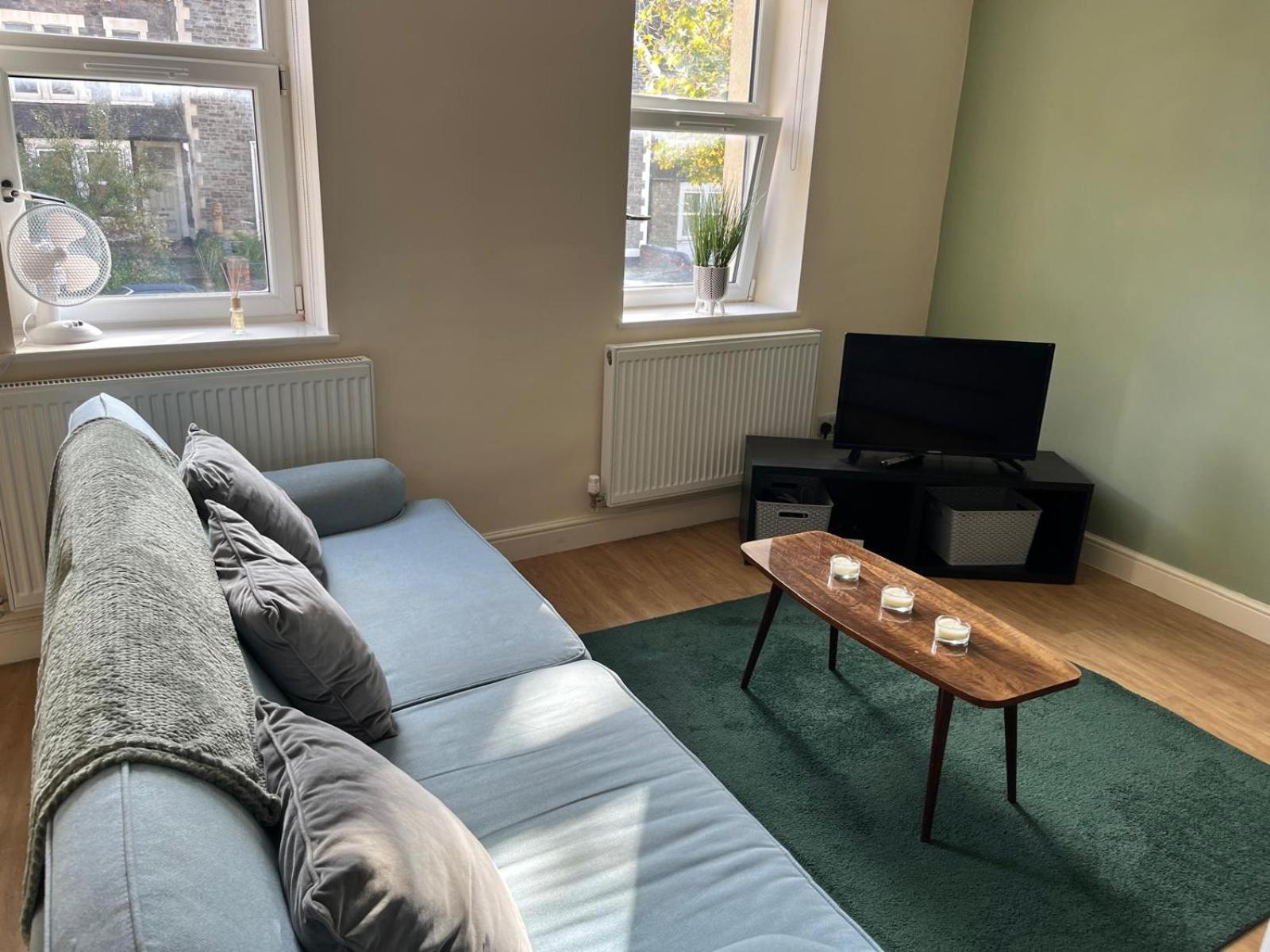 شقة Short Term Lets From £15 Per Person Per Night بريستول المظهر الخارجي الصورة